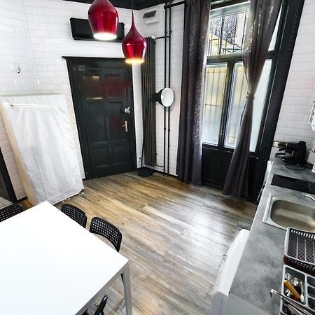 Rakoczi Road Central Location Budapest Exterior photo